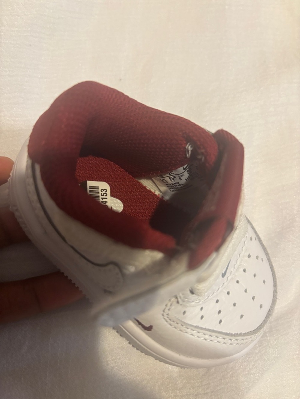 Nike Air Force Low LV8 Kids White Sneakers with Red Lining size 2c - Picture 6 of 6